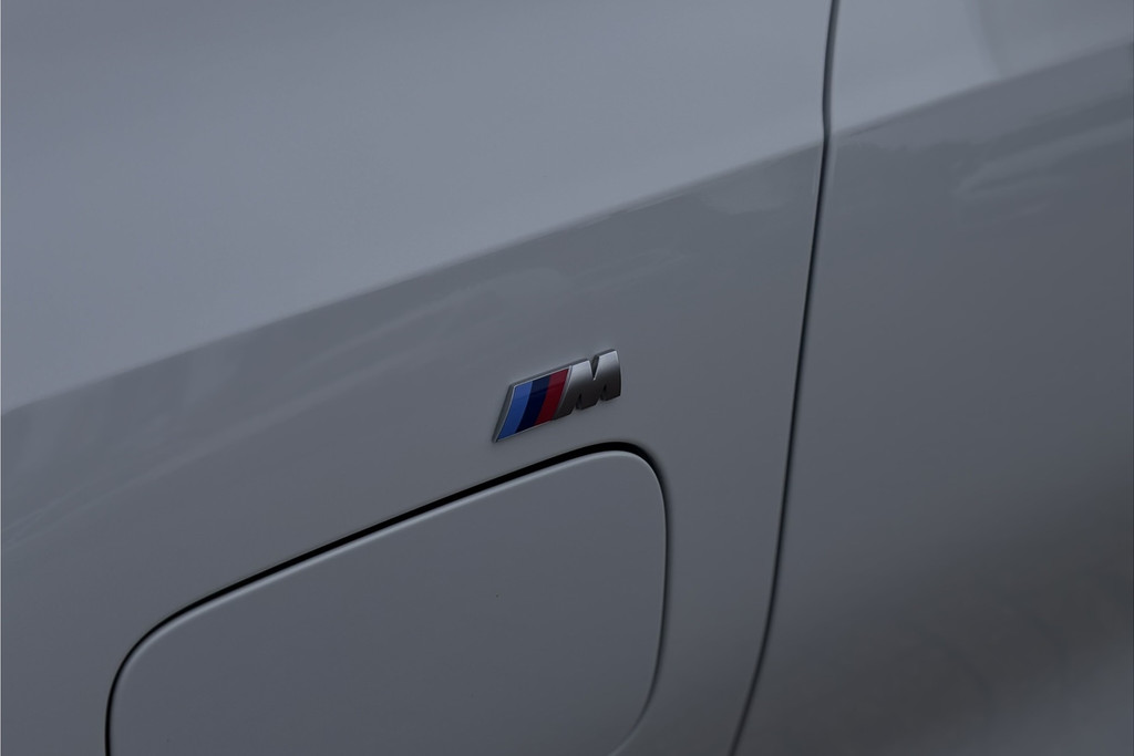 48742180-50.jpg