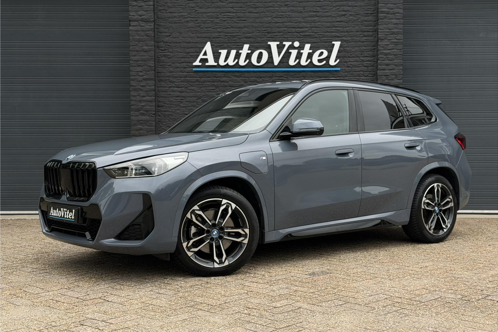 54318243