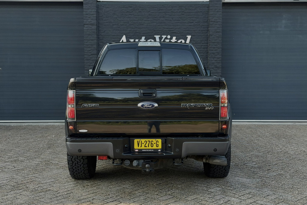 55644003-28.jpg