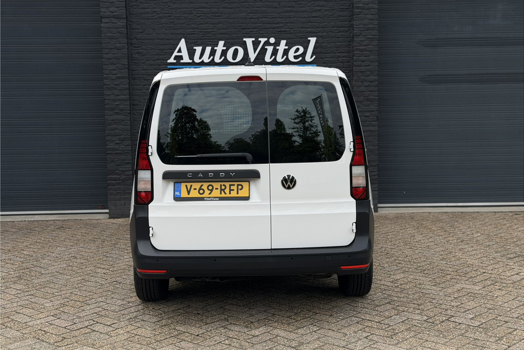 55913934-9.jpg