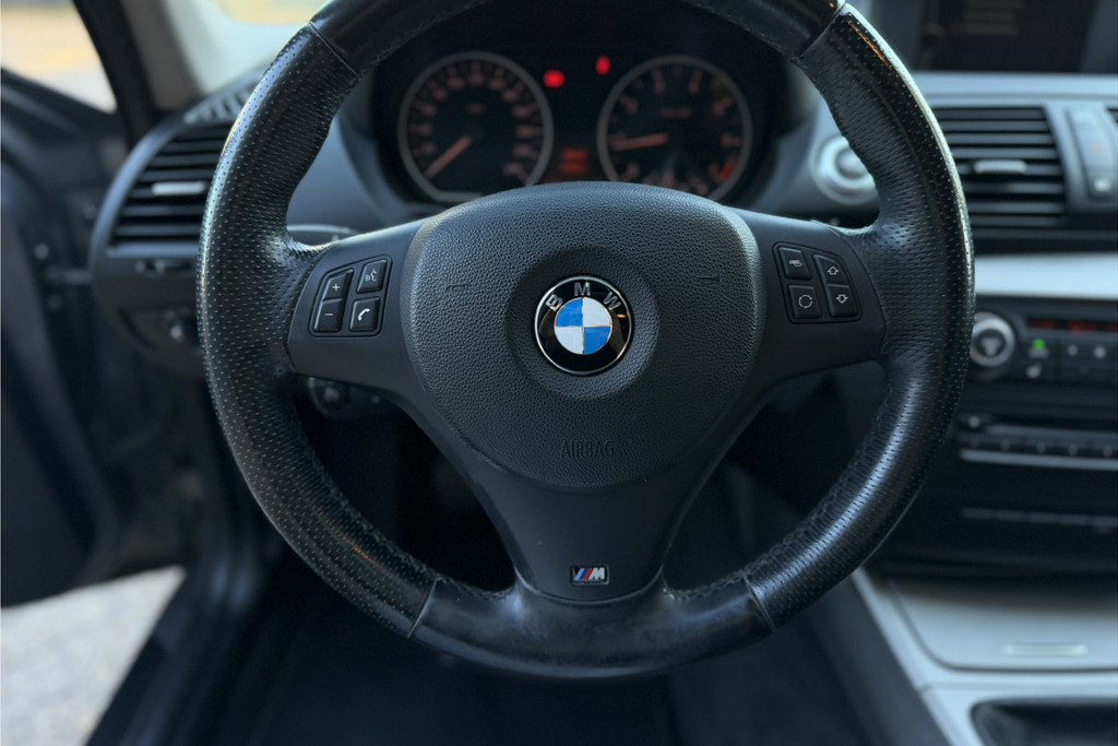 55915064-13.jpg